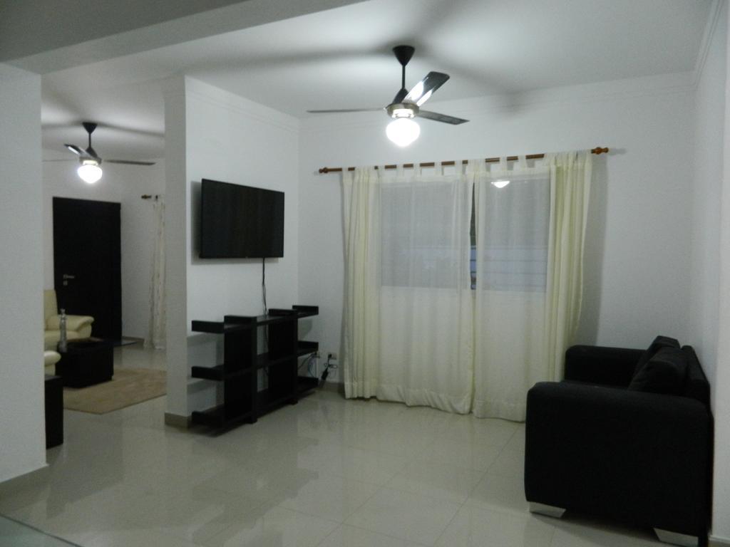 Residencial Vista Del Bosque Apartment Santiago De Los Caballeros Bagian luar foto